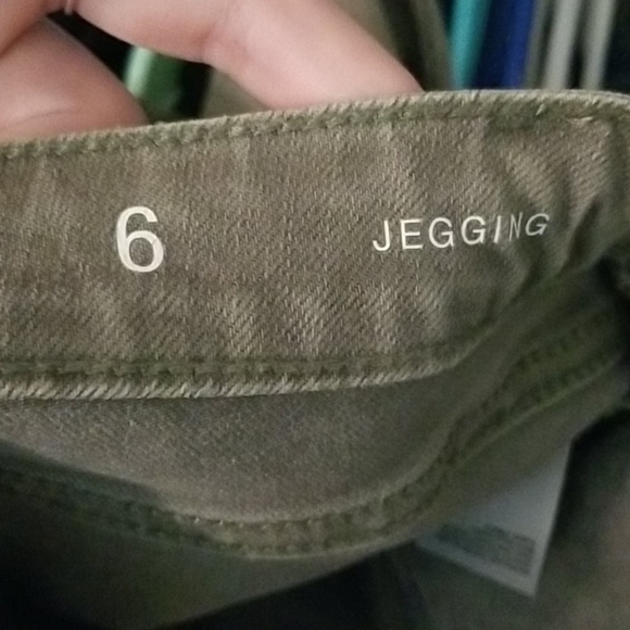 A.N.A. Army Green Ripped Skinny Jegging Jeans - Picture 2 of 3